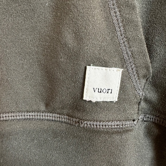 vuori women's size medium pullover - Picture 2 of 5